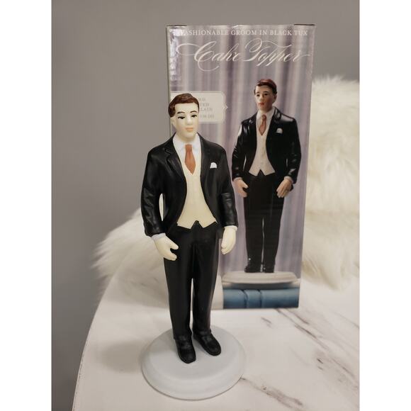 NEW OPEN BOX Caucasian groom cake topper Weddingstar black tux - Picture 1 of 4
